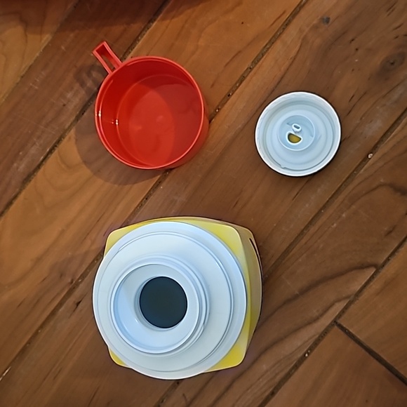 Vintage 1981 Thermos co Red Barn lunch box with cup - Picture 13 of 15